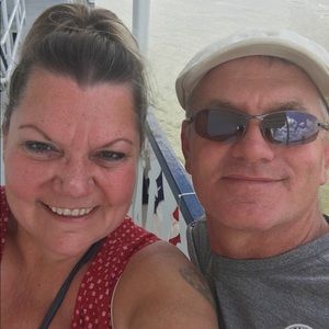 Meet your Posher, Gladys